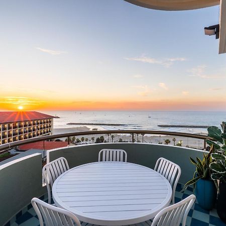 Sunsets Paradise 2Br With Parking By Beachfront Stay Herzliya Екстер'єр фото