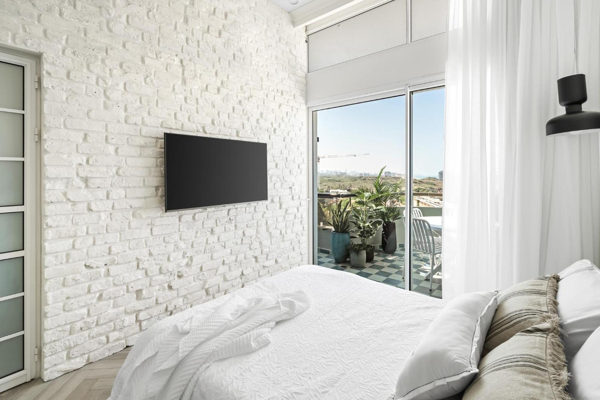 Sunsets Paradise 2Br With Parking By Beachfront Stay Herzliya Екстер'єр фото